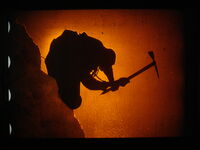 IM KAMPF MIT DEM BERGE